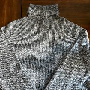 Gray American eagle turtleneck